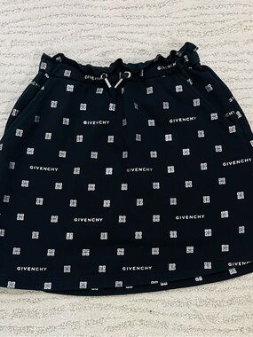 GIVENCHY Girl Black Skirt Size 12